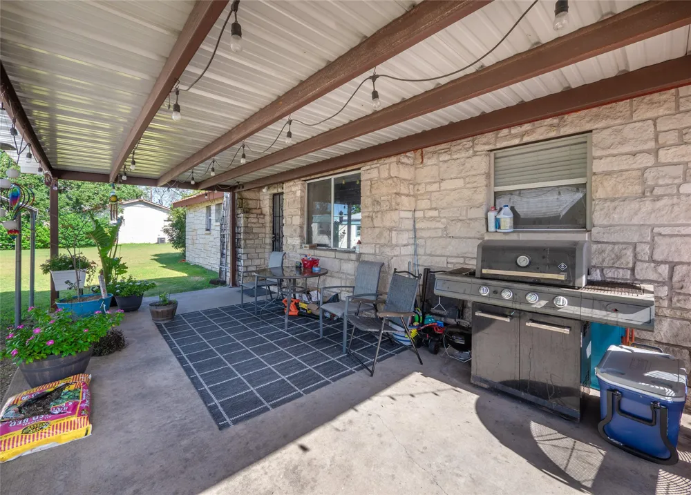 1600 W State Highway 29 Bertram, TX 78605