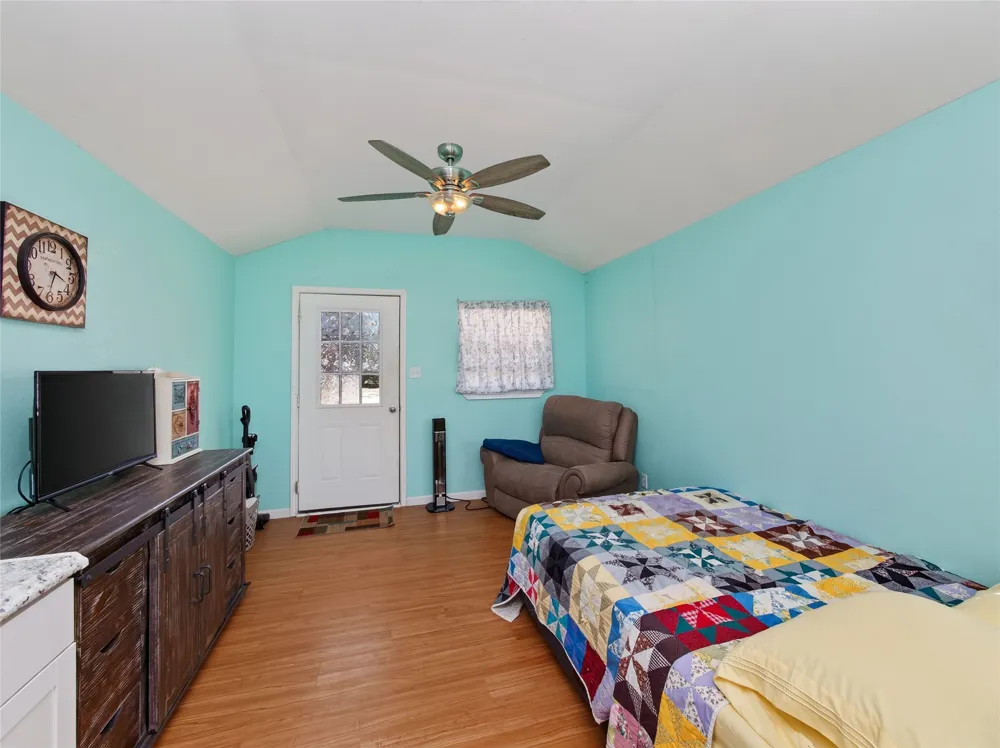 1600 W State Highway 29 Bertram, TX 78605