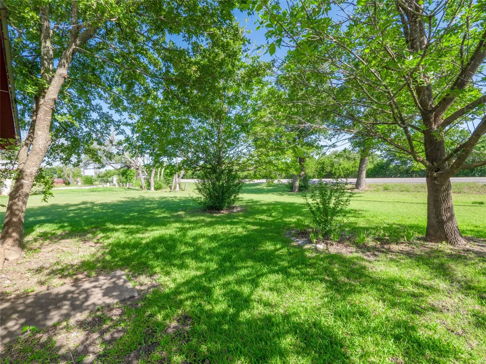 1600 W State Highway 29 Bertram, TX 78605
