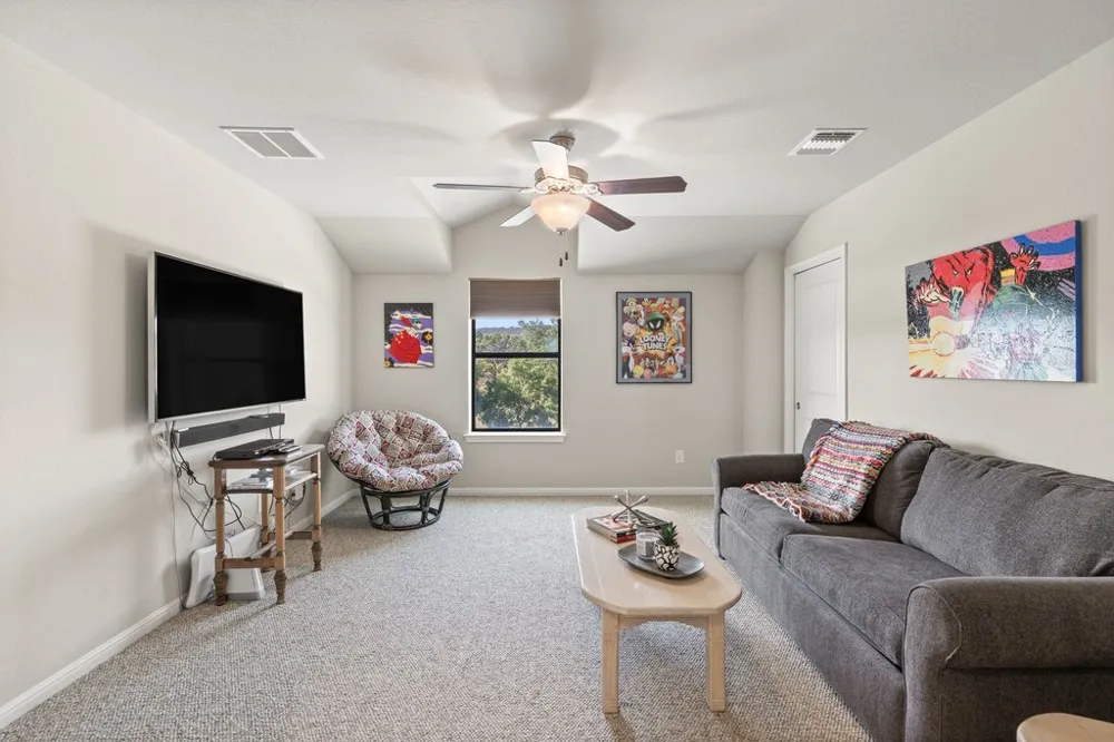 1101 Windy Hills Road Dripping Springs, TX 78620