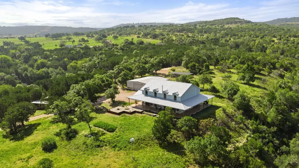 1101 Windy Hills Road Dripping Springs, TX 78620