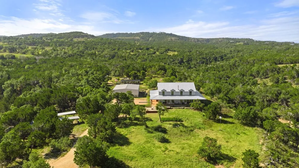 1101 Windy Hills Road Dripping Springs, TX 78620