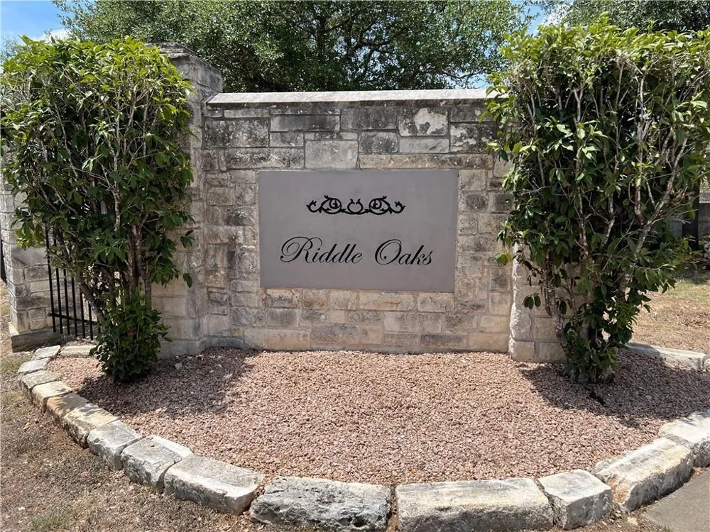 2400 Allred Drive #B Austin, TX 78748