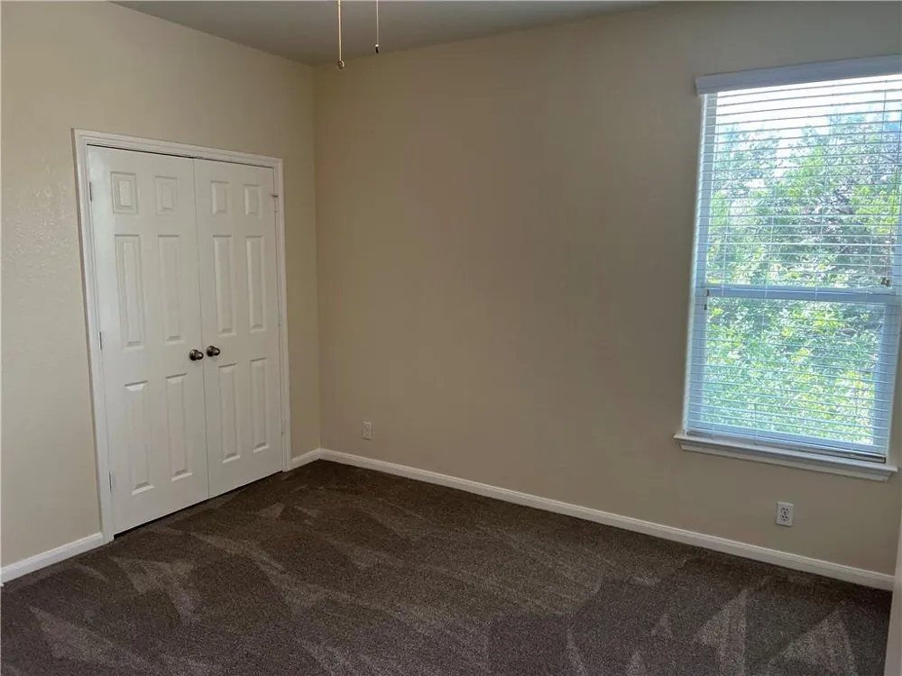 2400 Allred Drive #B Austin, TX 78748