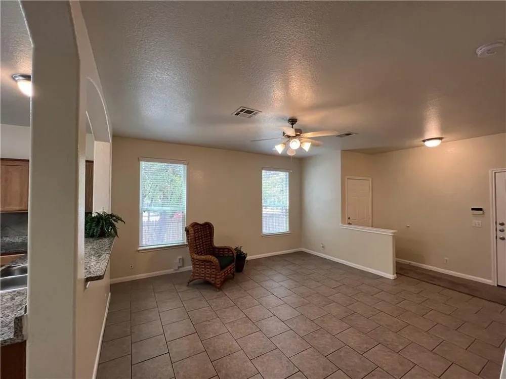 2400 Allred Drive #B Austin, TX 78748