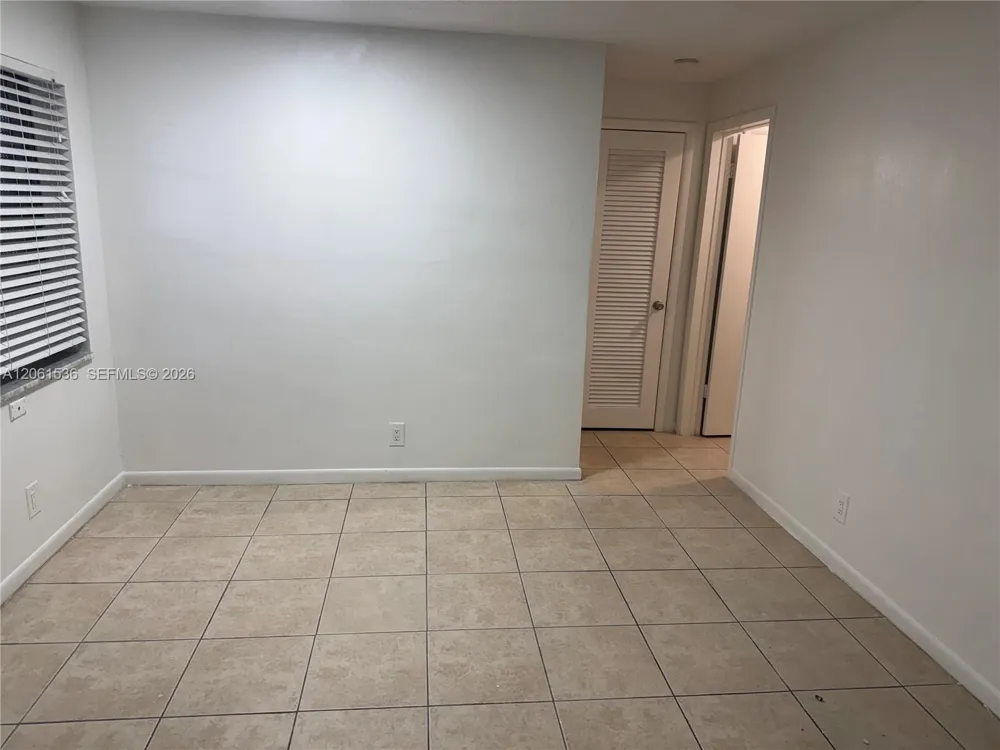 4730 NW 10th Ct #210 Plantation, FL 33313