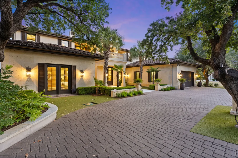 415 Lighthouse Drive Horseshoe Bay, TX 78657