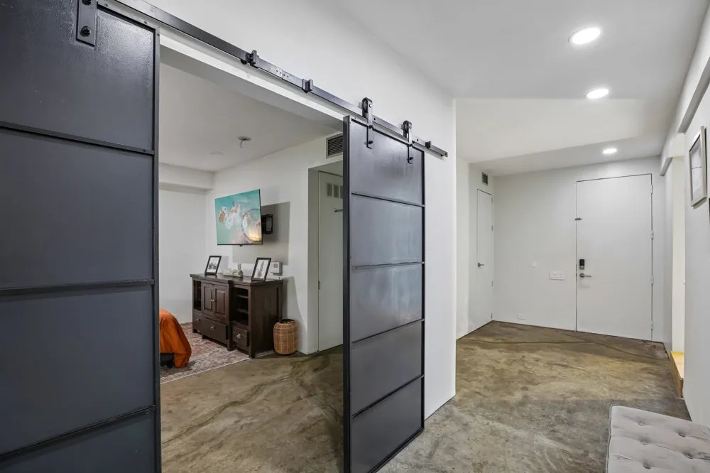208 Lessin Lane Austin, TX 78704
