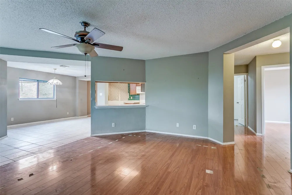 4223 Lakebend West Drive San Antonio, TX 78244