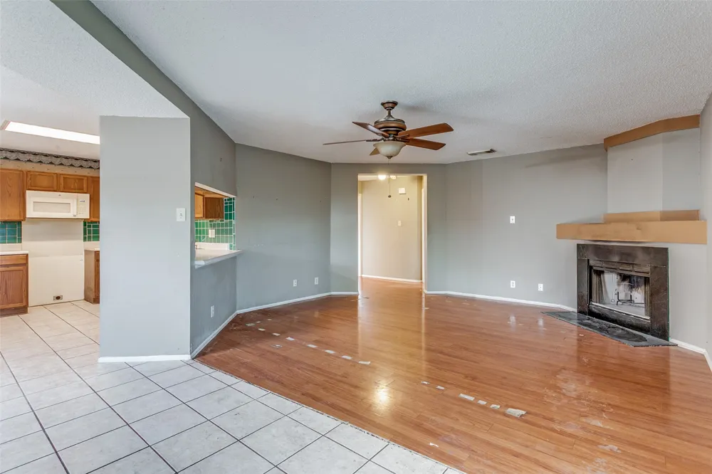 4223 Lakebend West Drive San Antonio, TX 78244