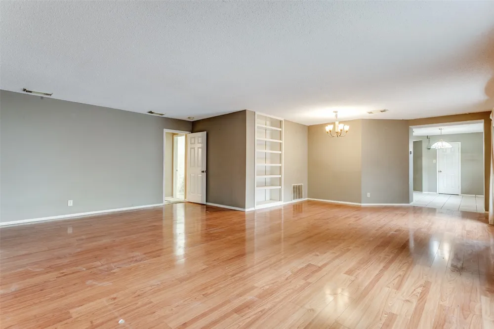 4223 Lakebend West Drive San Antonio, TX 78244