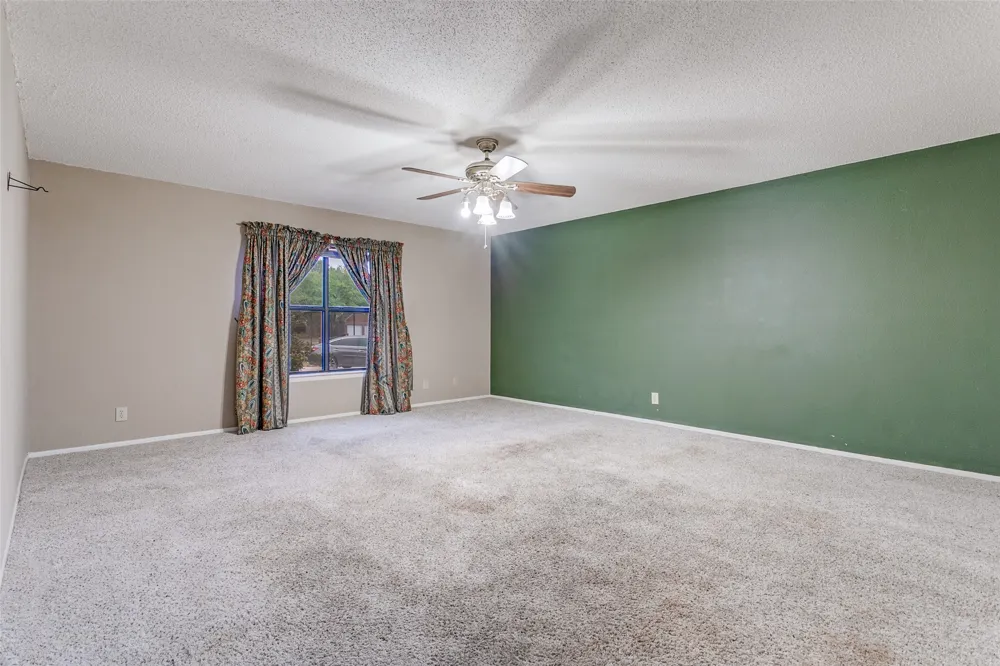 4223 Lakebend West Drive San Antonio, TX 78244