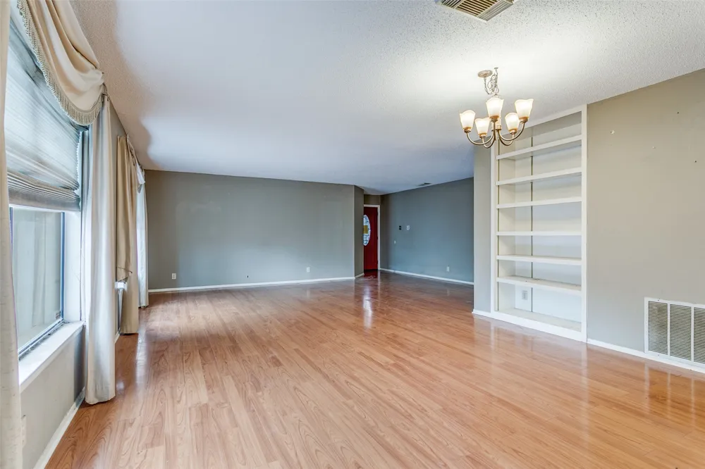 4223 Lakebend West Drive San Antonio, TX 78244
