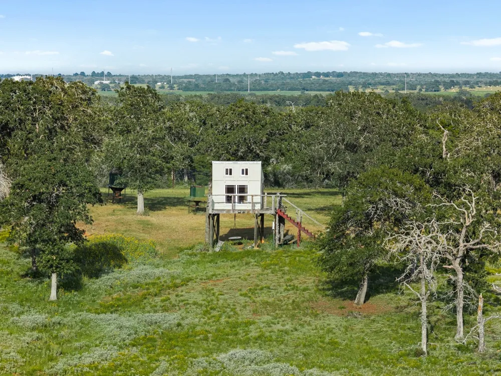 2524 Sandy Fork Road Harwood, TX 78632