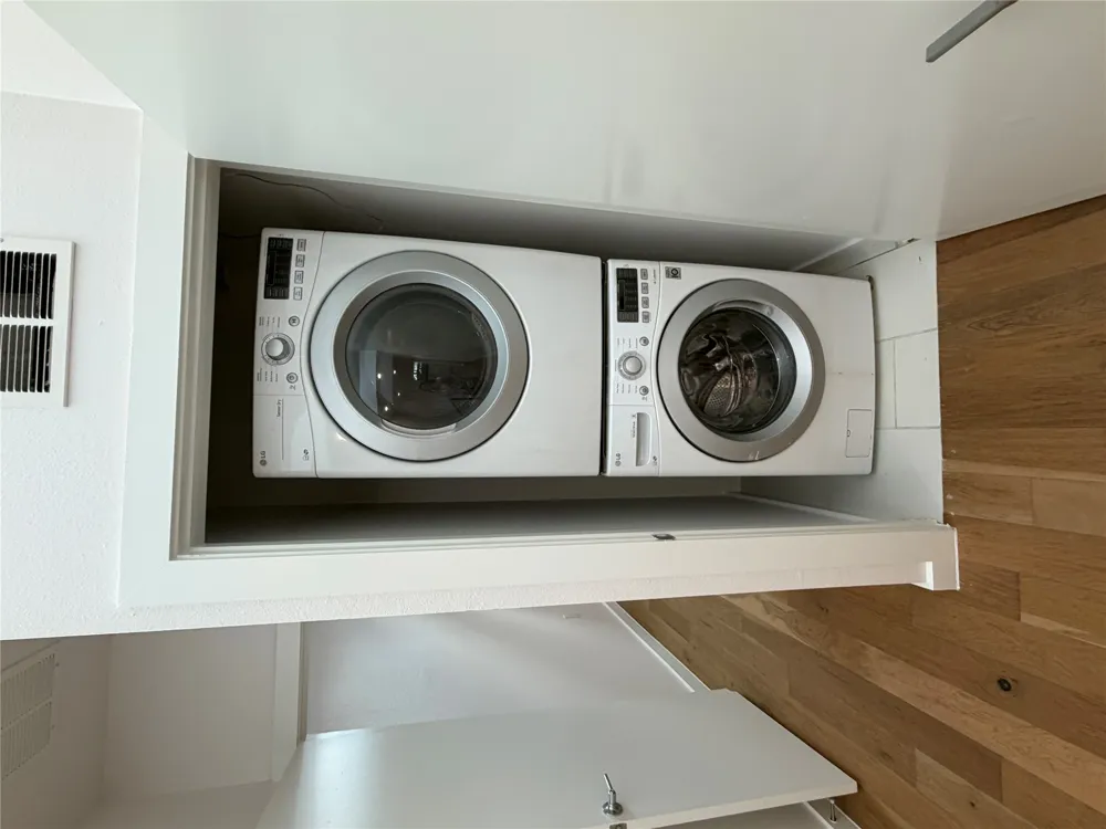 2002 E 7th Street #209 Austin, TX 78702