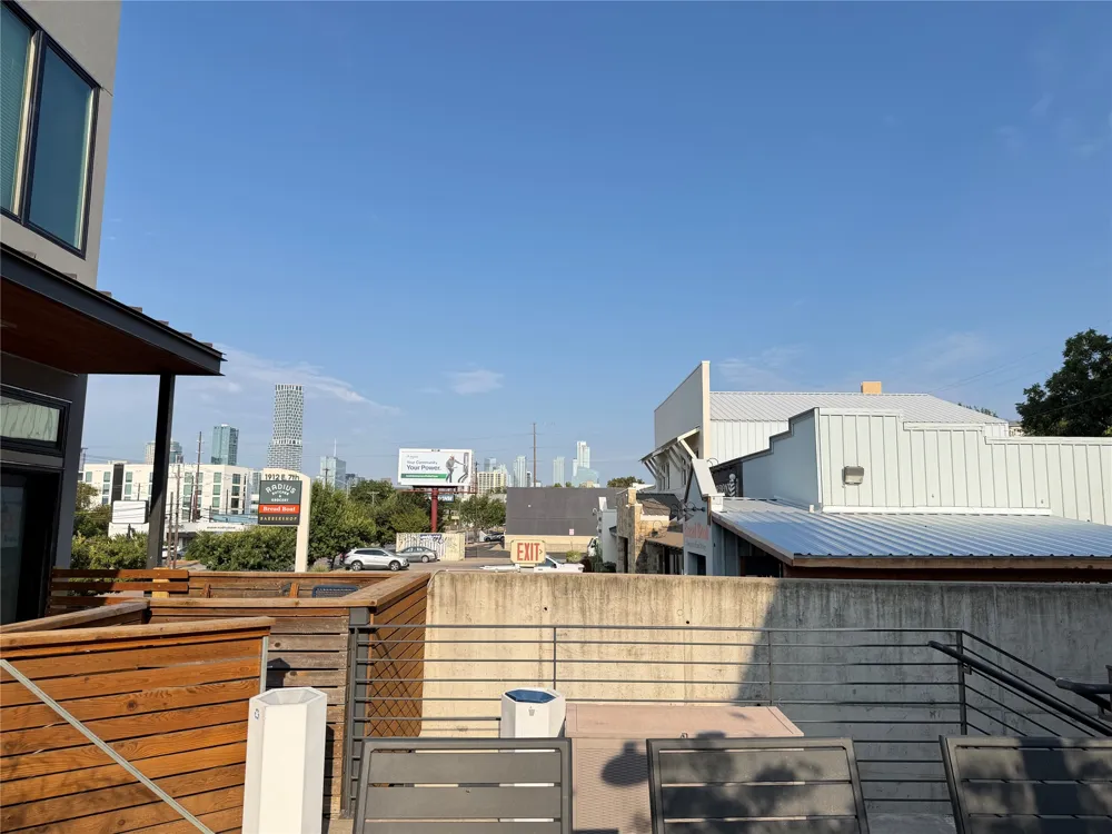 2002 E 7th Street #209 Austin, TX 78702