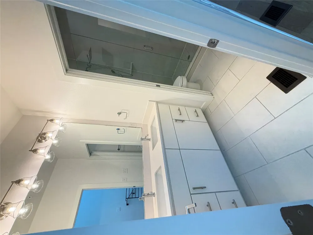 2002 E 7th Street #209 Austin, TX 78702