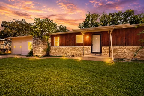 1100 Neans Drive
