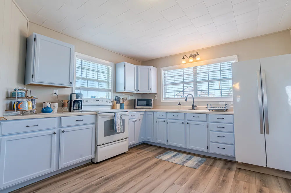 402 Seashell Drive Surfside Beach, TX 77541
