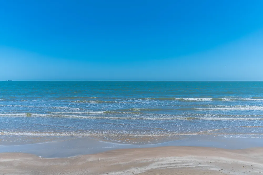 402 Seashell Drive Surfside Beach, TX 77541