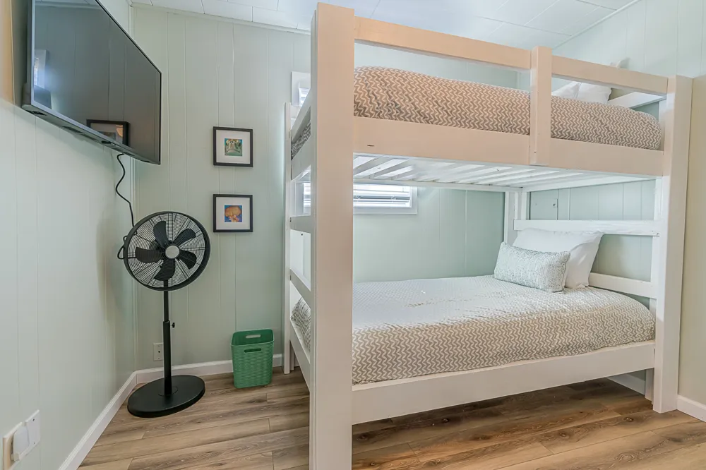 402 Seashell Drive Surfside Beach, TX 77541