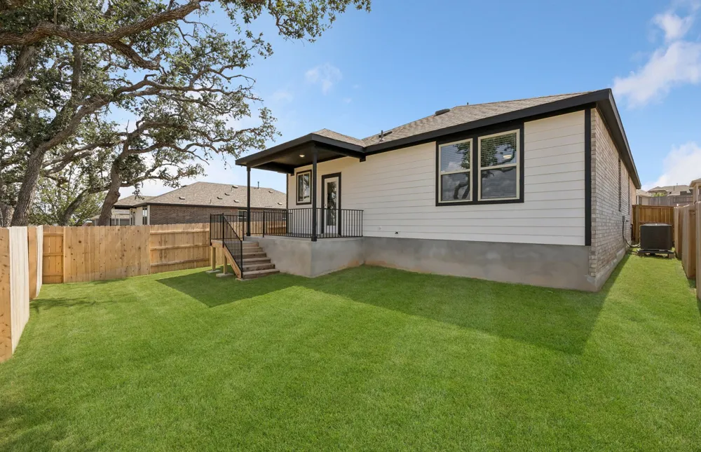 120 Blackfoot Daisy Path San Marcos, TX 78666