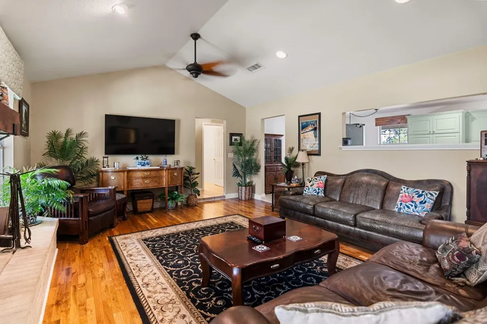 1310 McKinley Avenue Mason, TX 76856