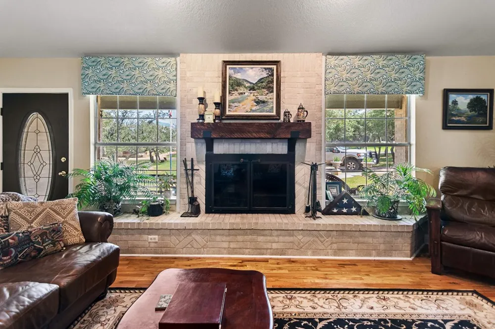 1310 McKinley Avenue Mason, TX 76856