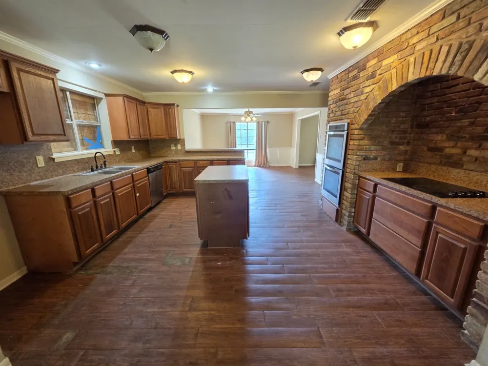 1092 An County Road 318 Frankston, TX 75763