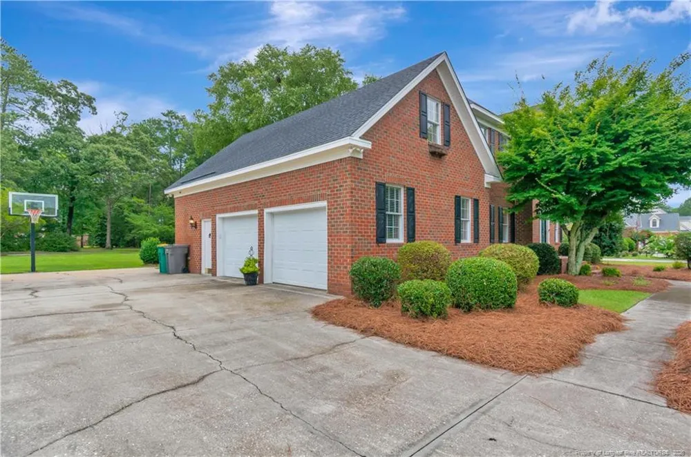 5008 Willow Oak Drive Lumberton, NC 28358