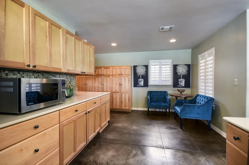 517 WATERWAY LANE Burnet, TX 78611