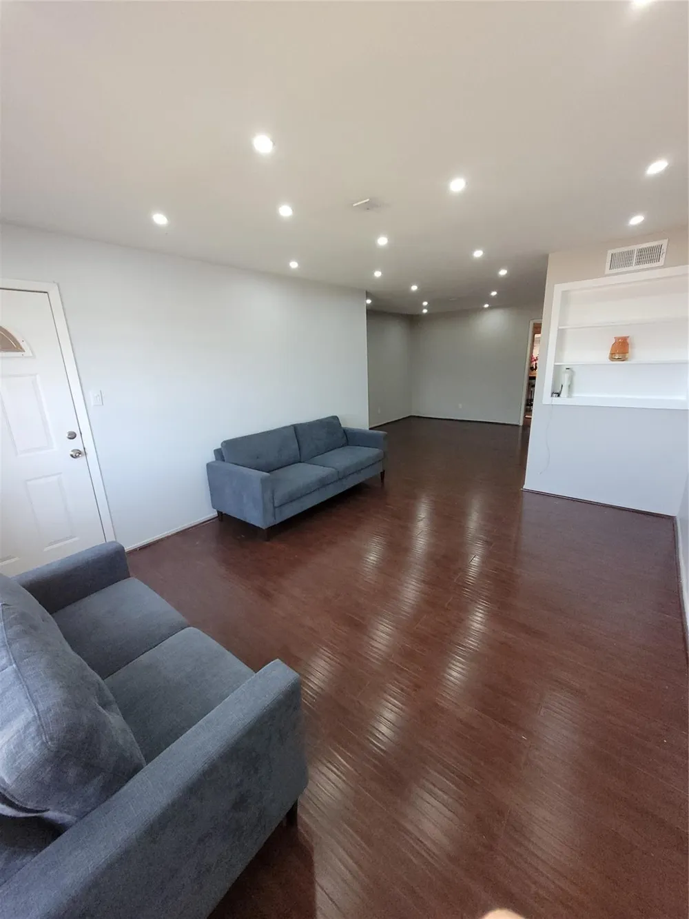 7213 Beechnut Street Houston, TX 77074