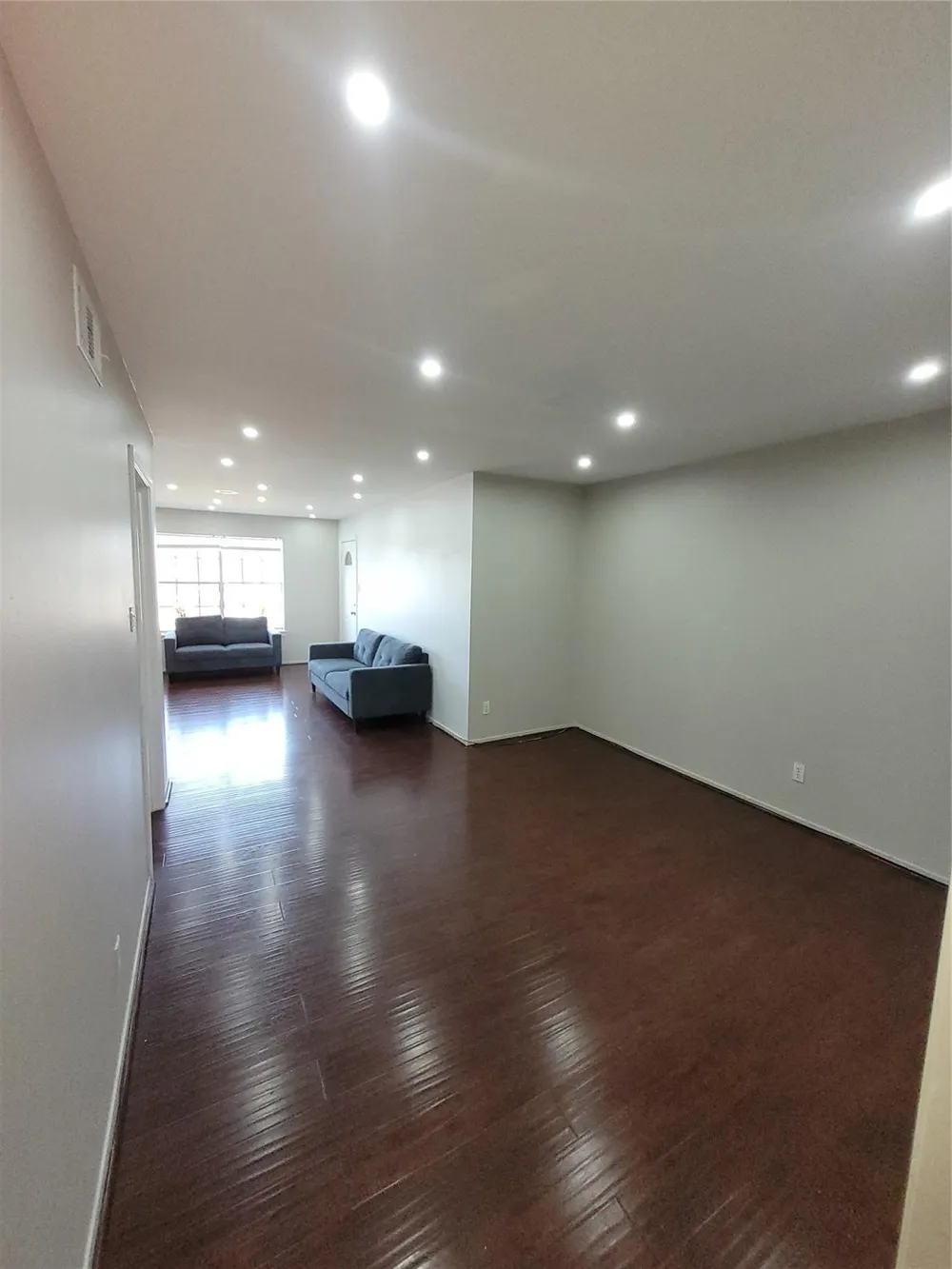 7213 Beechnut Street Houston, TX 77074