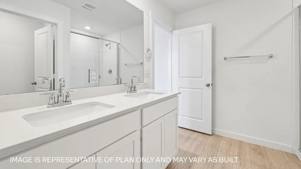 7004 Frog Pond Bend Del Valle, TX 78617