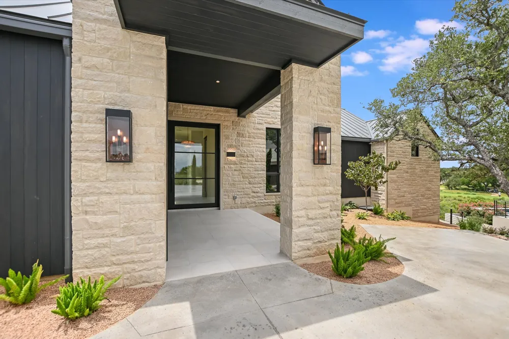 138 Coralberry Horseshoe Bay, TX 78657