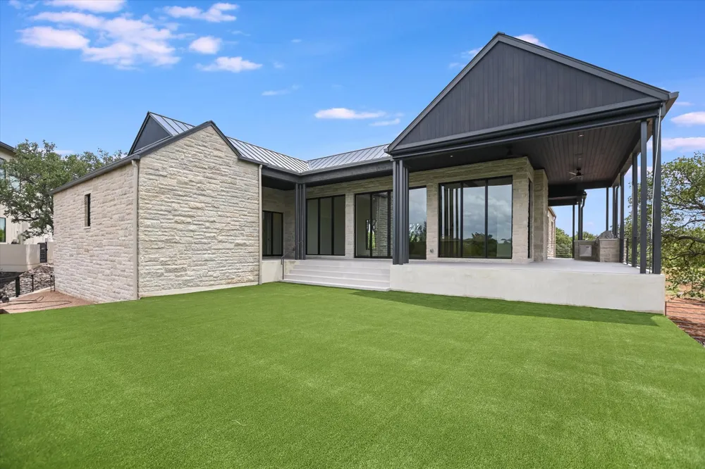 138 Coralberry Horseshoe Bay, TX 78657