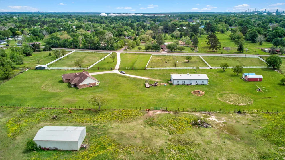 6483 Jade Avenue Port Arthur, TX 77640