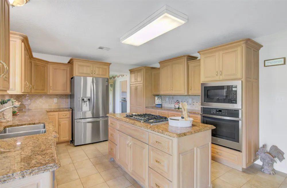 6483 Jade Avenue Port Arthur, TX 77640