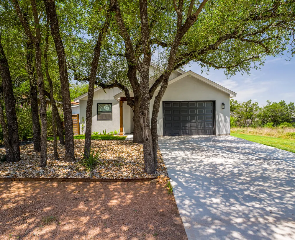 638 Oak Lane Cottonwood Shores, TX 78657