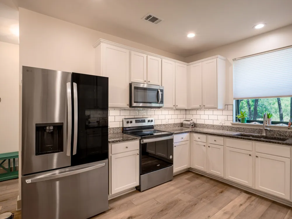 638 Oak Lane Cottonwood Shores, TX 78657