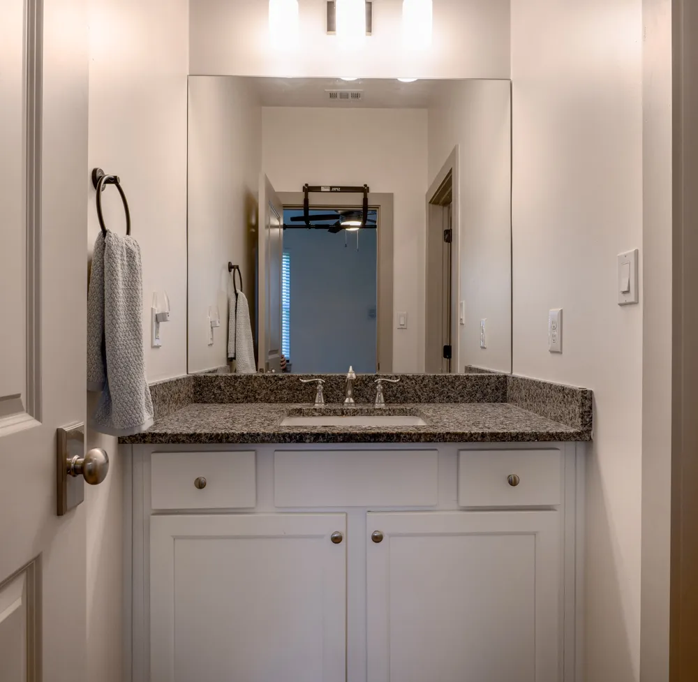638 Oak Lane Cottonwood Shores, TX 78657