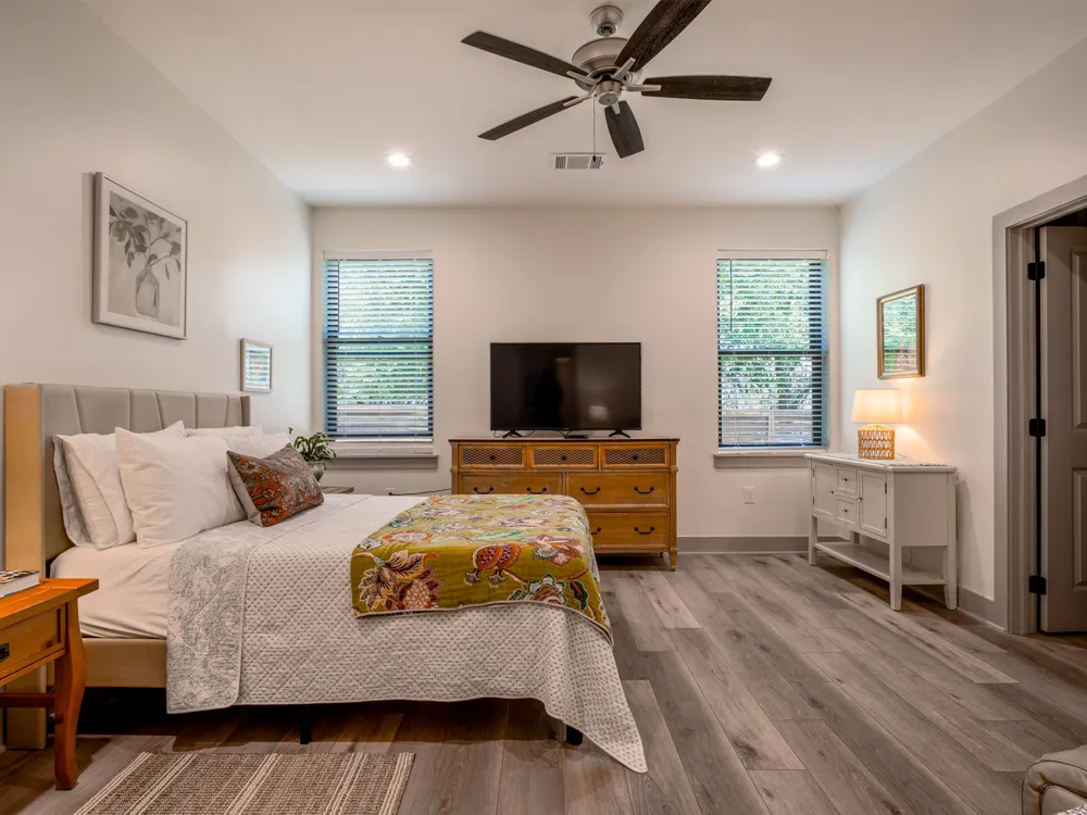 638 Oak Lane Cottonwood Shores, TX 78657