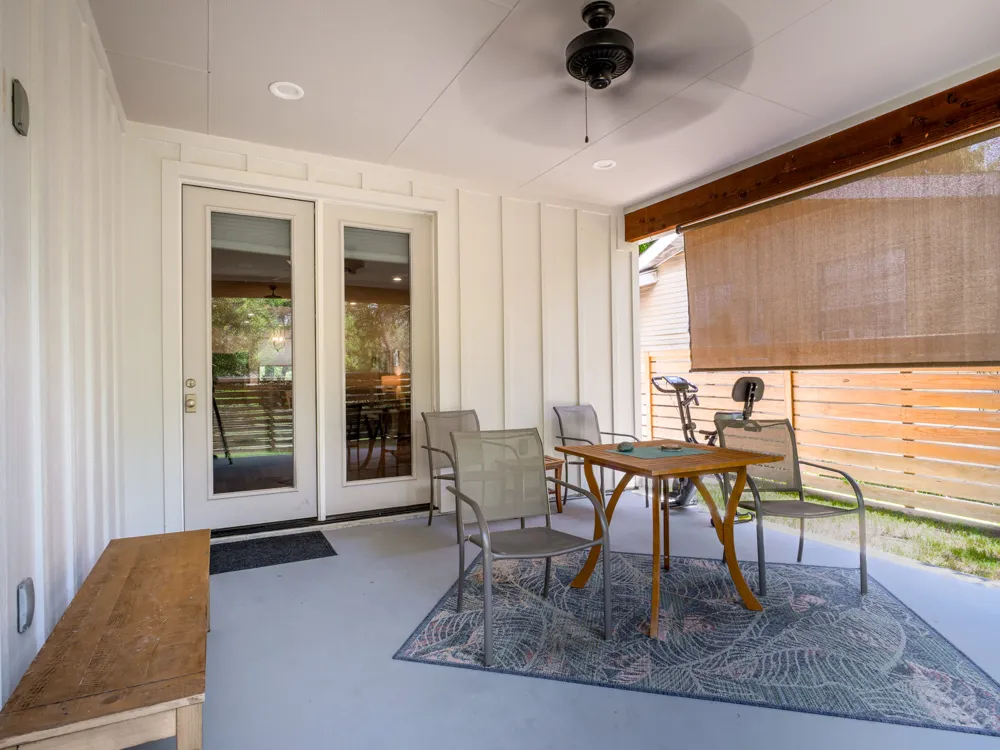 638 Oak Lane Cottonwood Shores, TX 78657