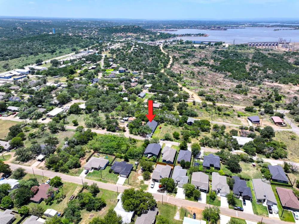 638 Oak Lane Cottonwood Shores, TX 78657