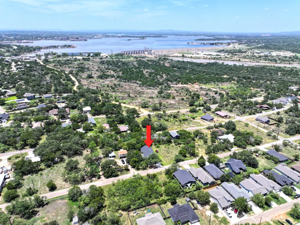 638 Oak Lane Cottonwood Shores, TX 78657