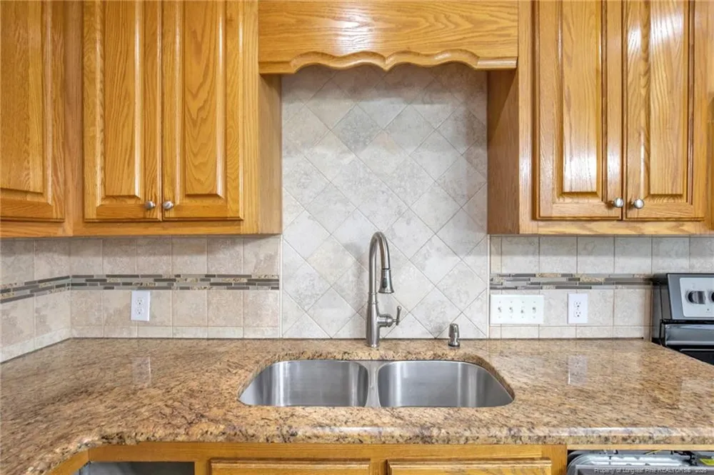 221 Old Baker Road Maxton, NC 28364