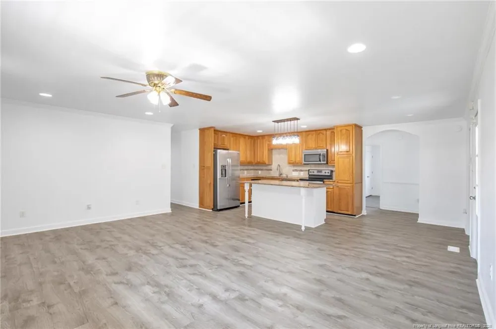 221 Old Baker Road Maxton, NC 28364