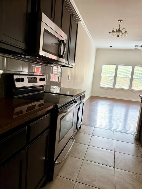398 Mesa Drive #D Del Valle, TX 78617