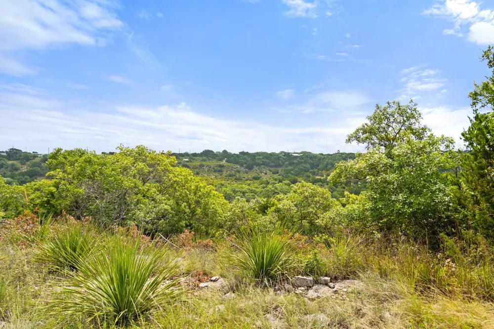 2126 Hidden Valley Ranch Road Johnson City, TX 78636