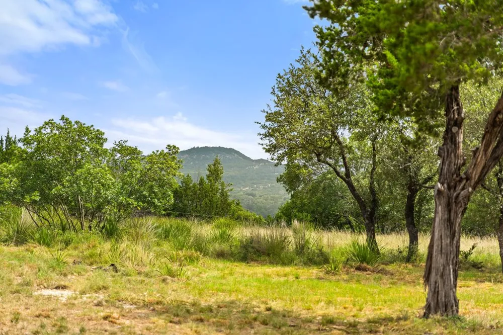 2126 Hidden Valley Ranch Road Johnson City, TX 78636